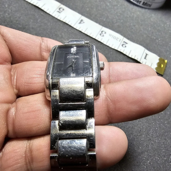 Fossil F2 Quartz Ladies Watch Rectangle Tank Date Just Diamond Accent Working he - Picture 4 of 9